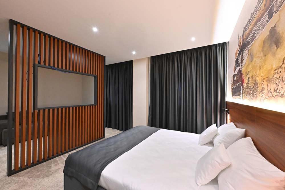 Tvrdjava Rooms - Novi Sad Ngoại thất bức ảnh