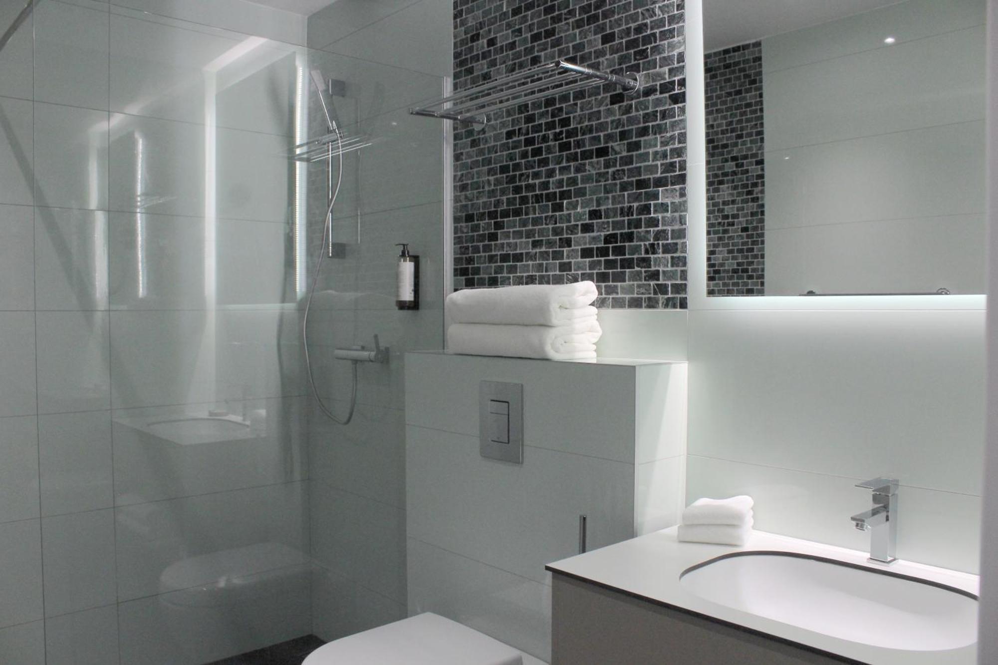 Tvrdjava Rooms - Novi Sad Ngoại thất bức ảnh