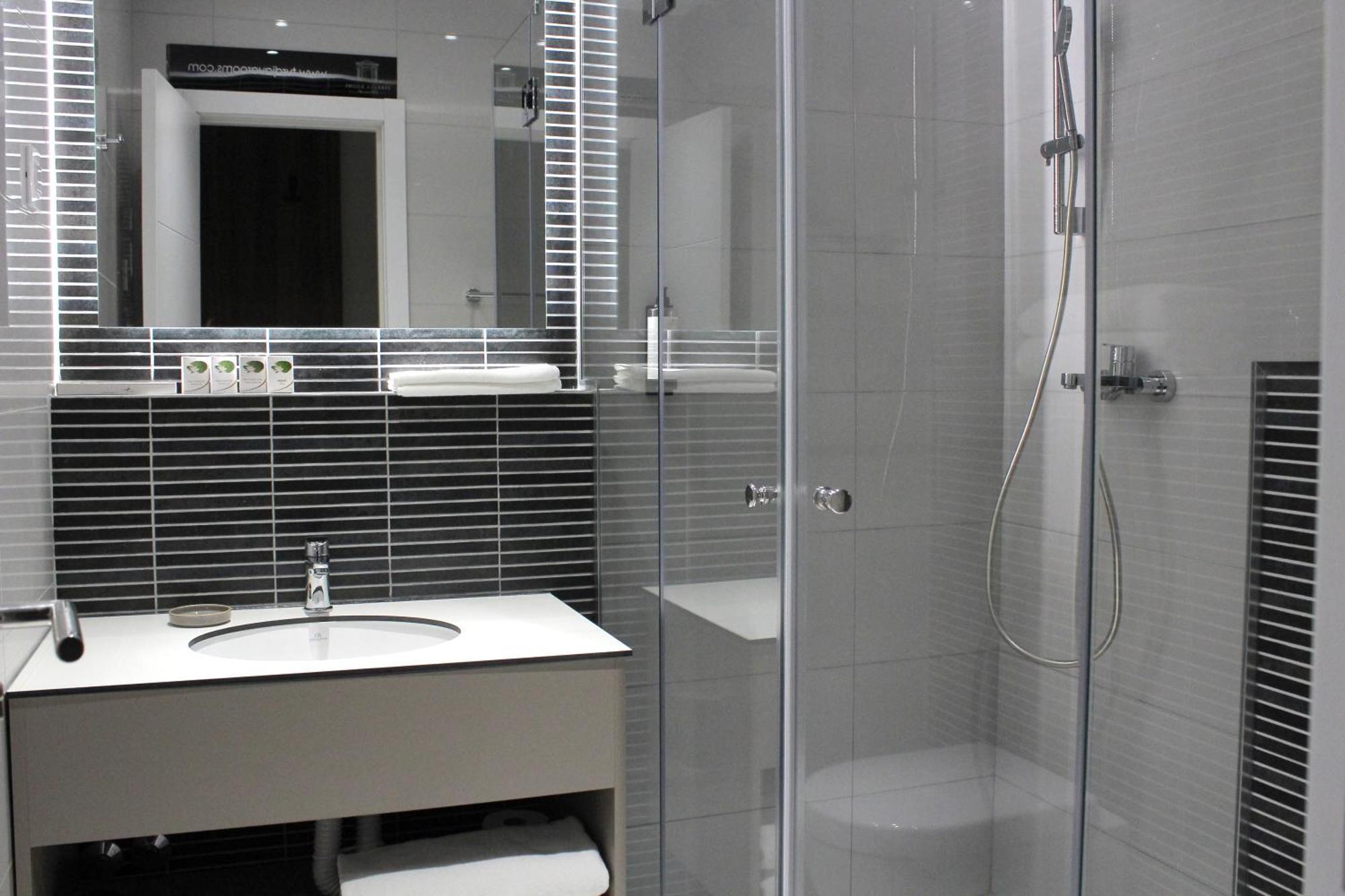 Tvrdjava Rooms - Novi Sad Ngoại thất bức ảnh